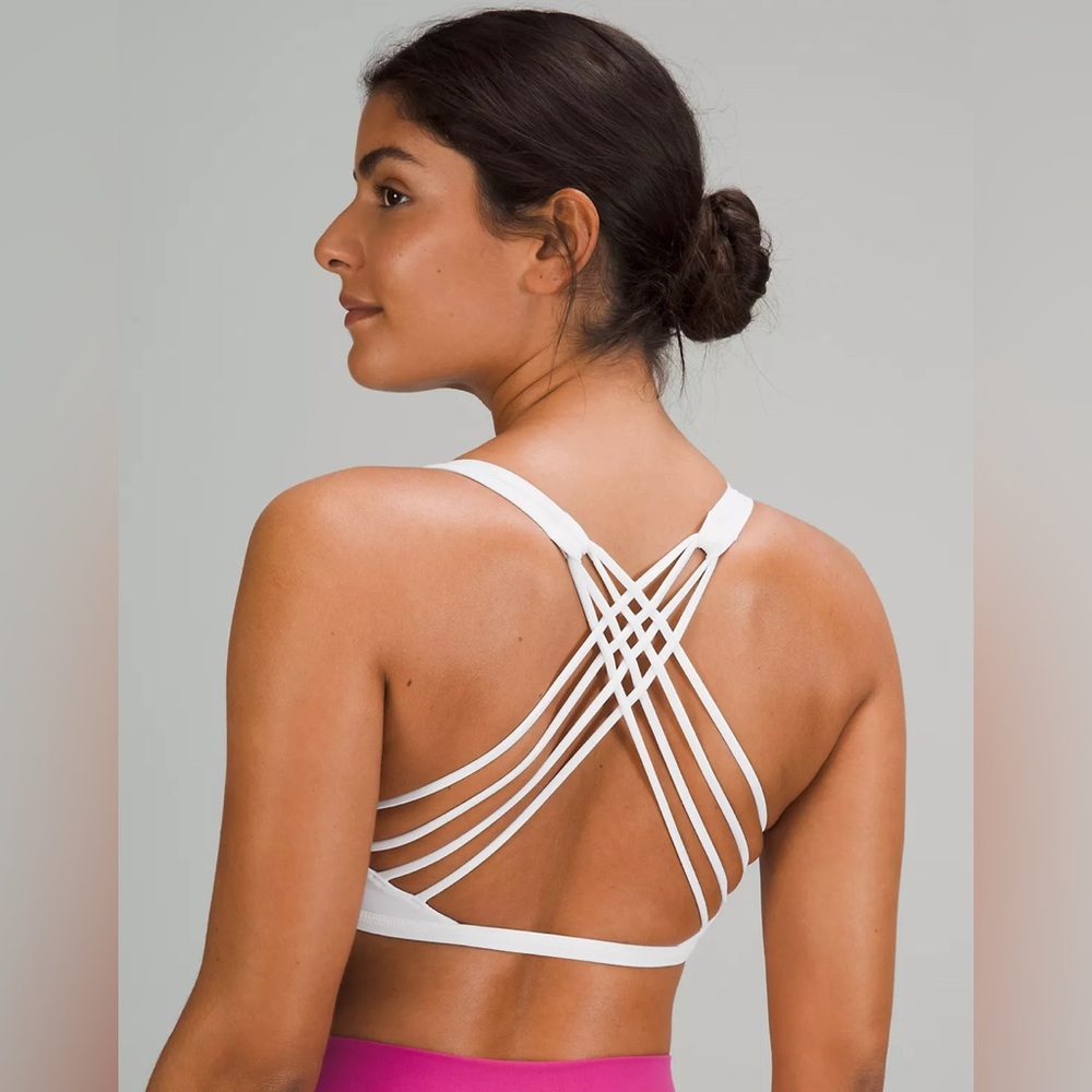 Lululemon Free to be Bra